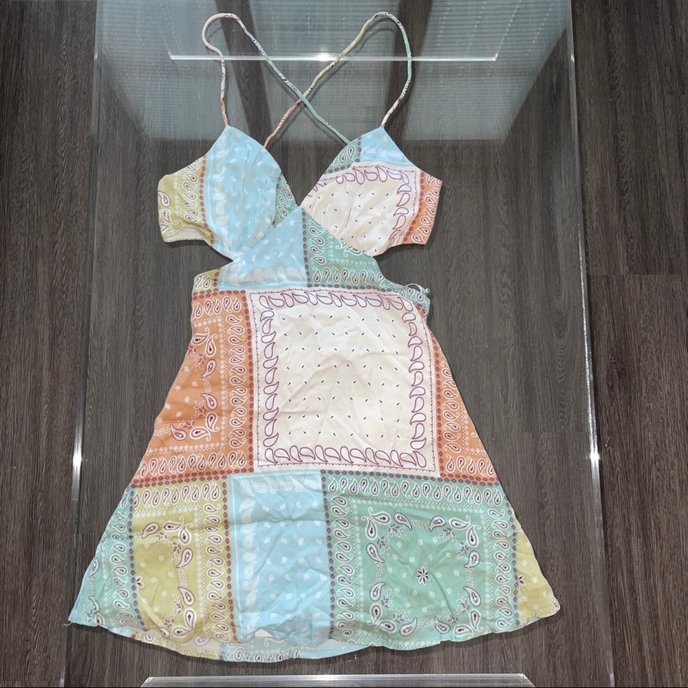 Fashion Nova Paisley Print V Neck Mini Dress Sz Small Spring Dress NWT
